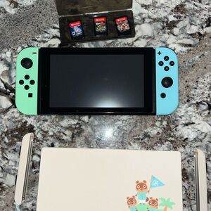 Special Edition Nintendo Switch Animal Crossing (Console + Games)